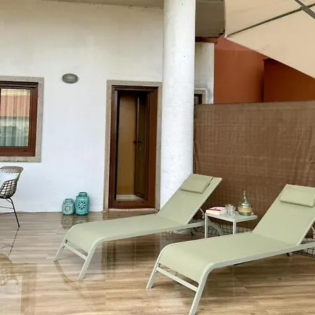 Apartmento Palmeras * Noalla (Pontevedra)